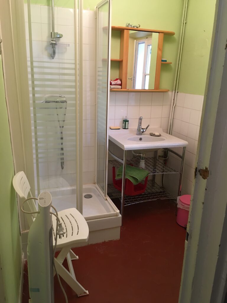 Douche Rez de chaussée